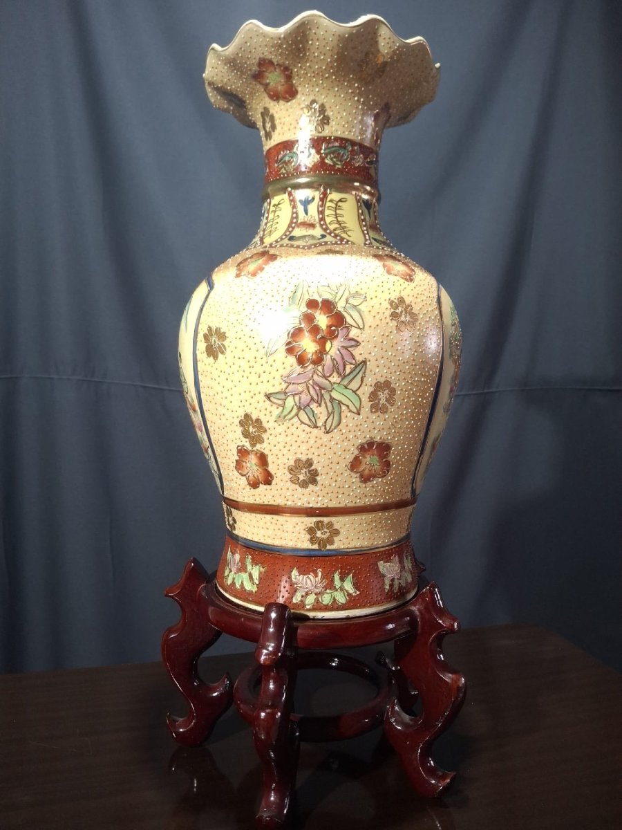 Large Polychrome Chinese Vase-photo-4