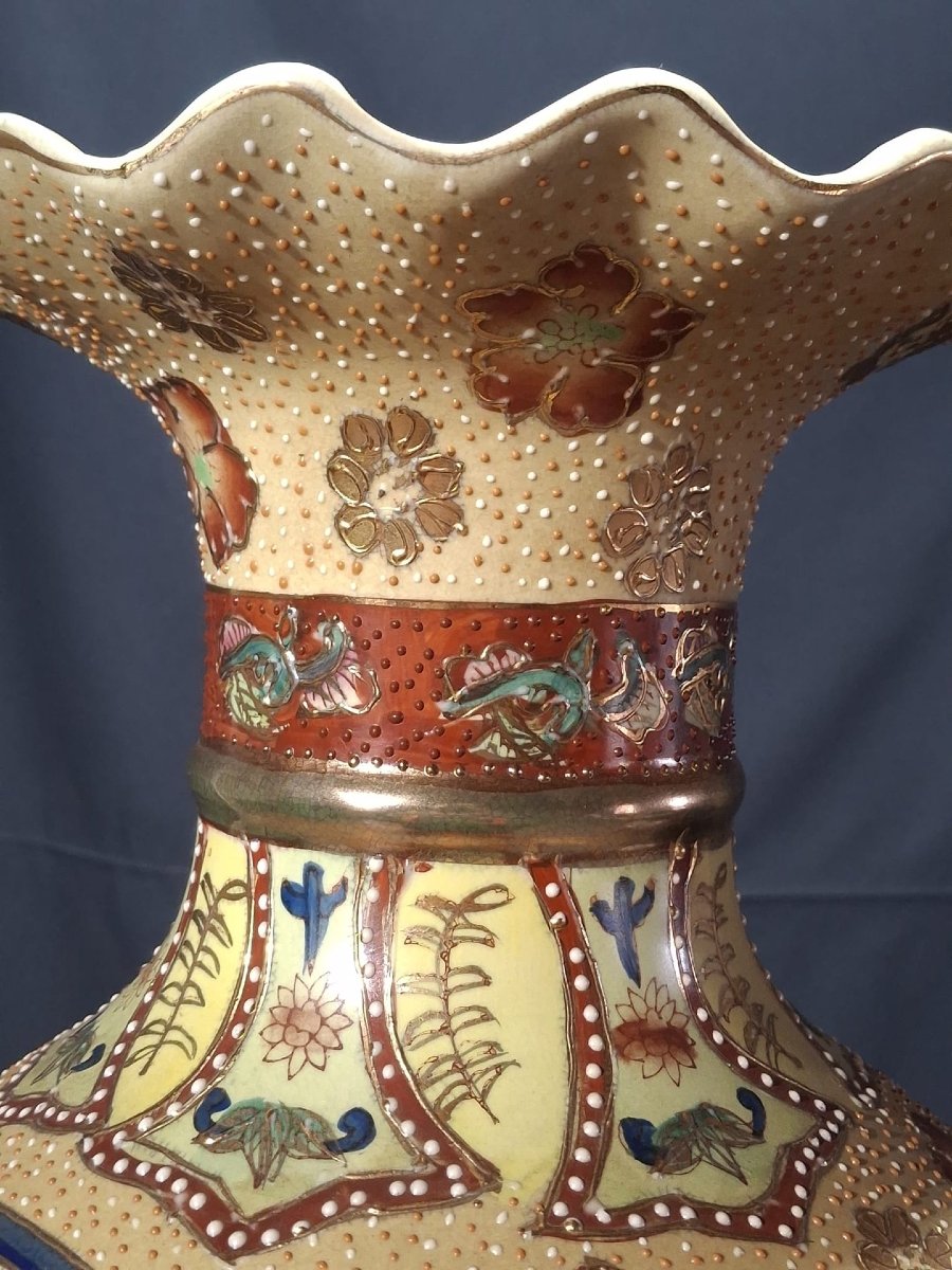 Large Polychrome Chinese Vase-photo-3