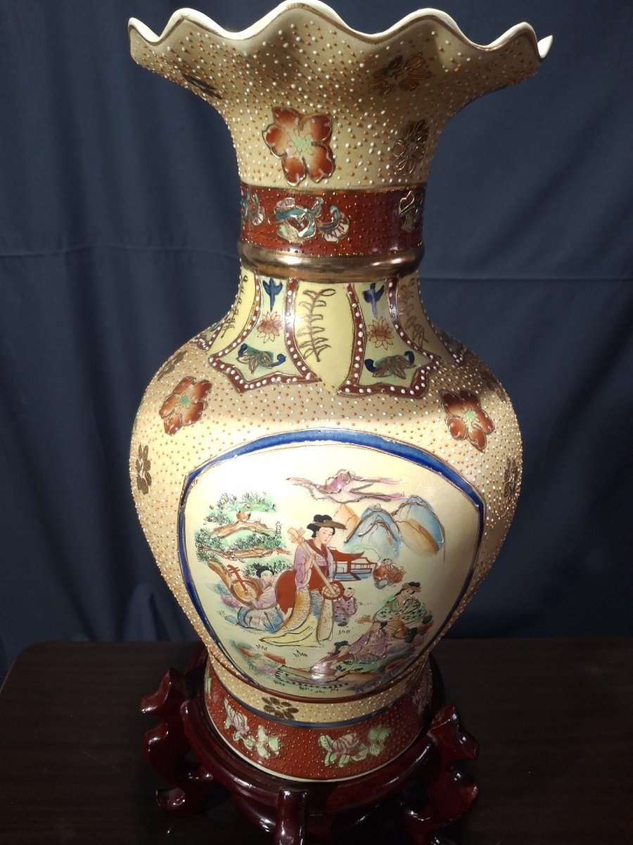 Large Polychrome Chinese Vase-photo-6