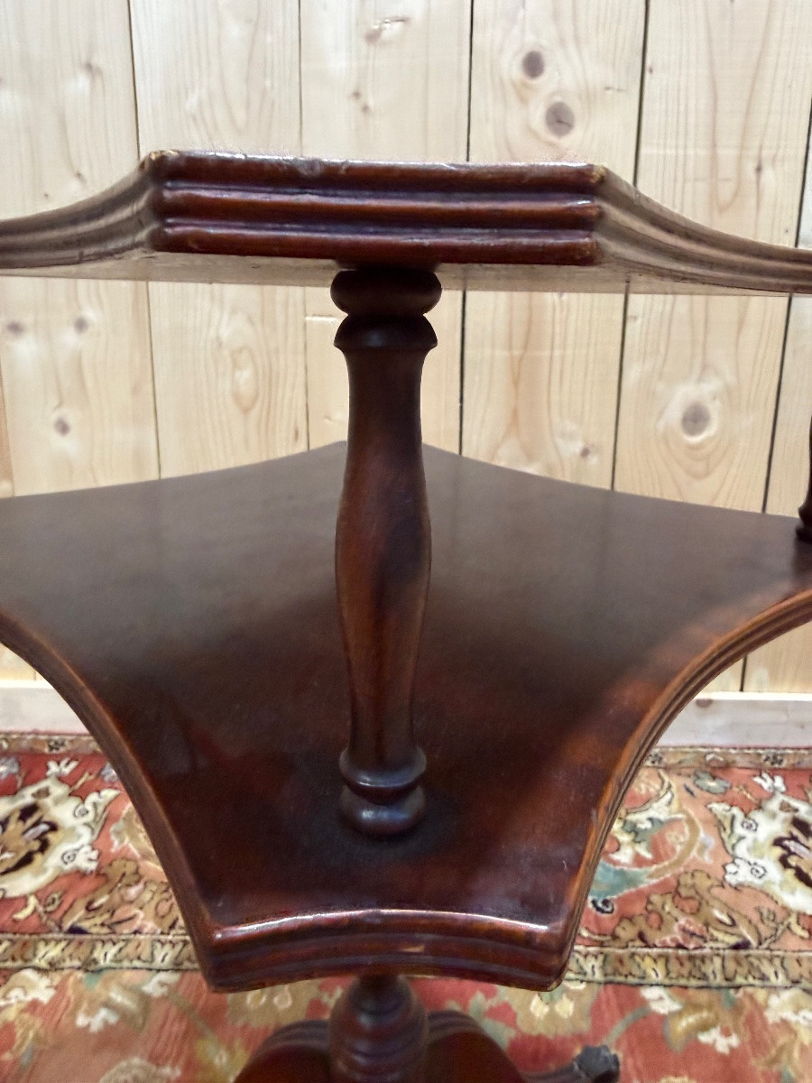 English-style Tripod Pedestal Table -photo-1