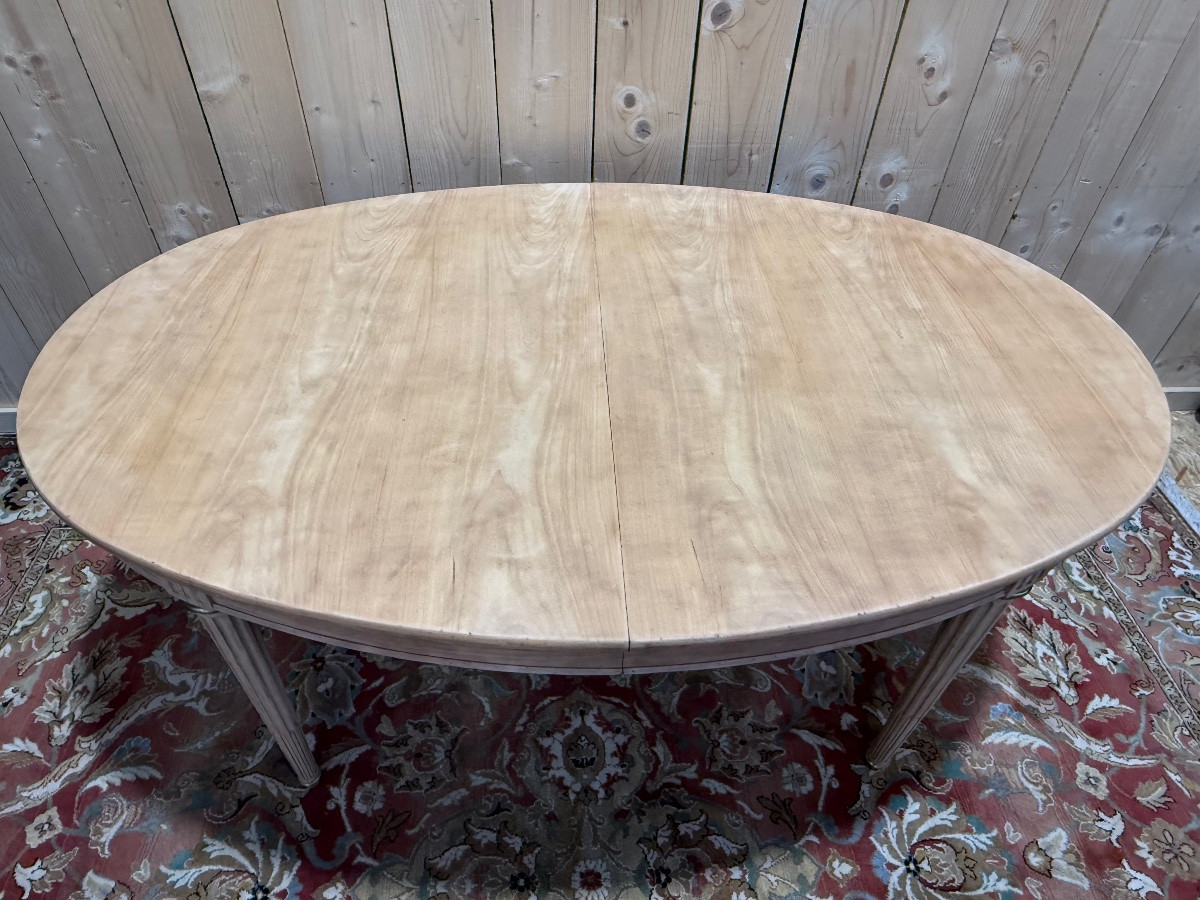 Louis XVI Style Oval Dining Table-photo-2
