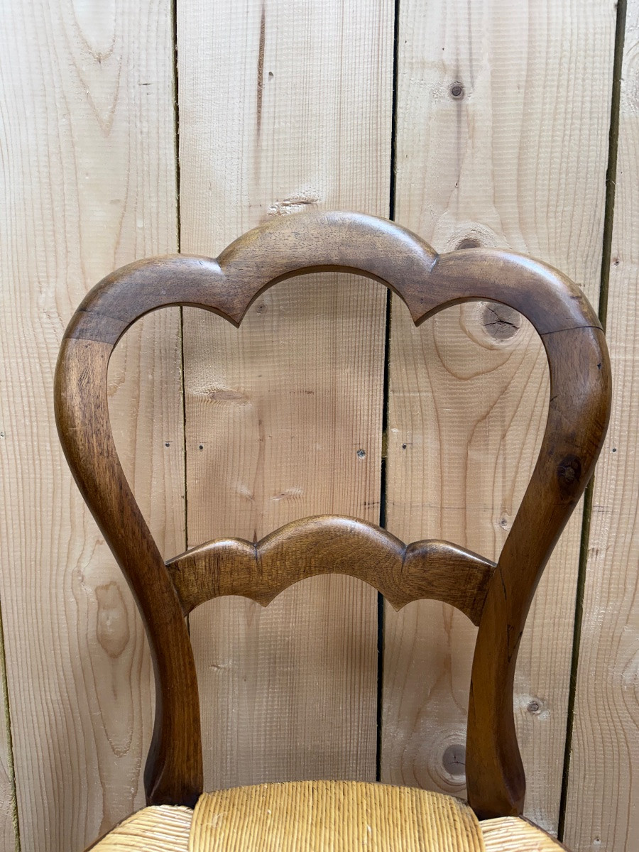 Suite de 6 chaises paillées époque Louis Philippe en noyer -photo-1