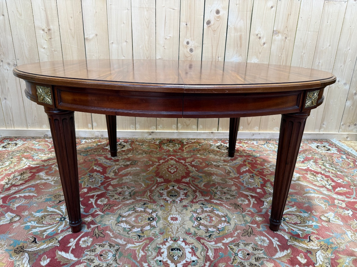 Louis XVI Oval Mahogany Dining Table