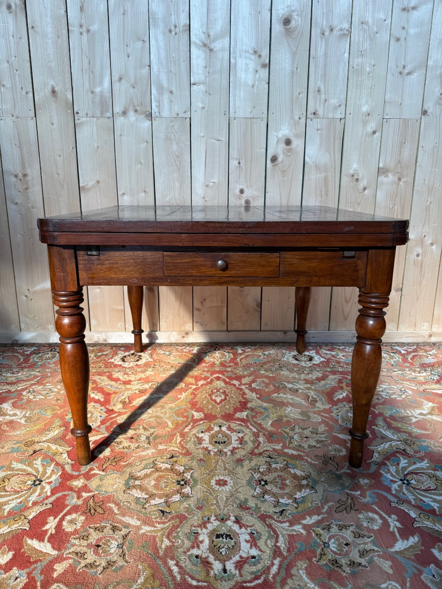 Mahogany Dining Table With Integrated Extensions