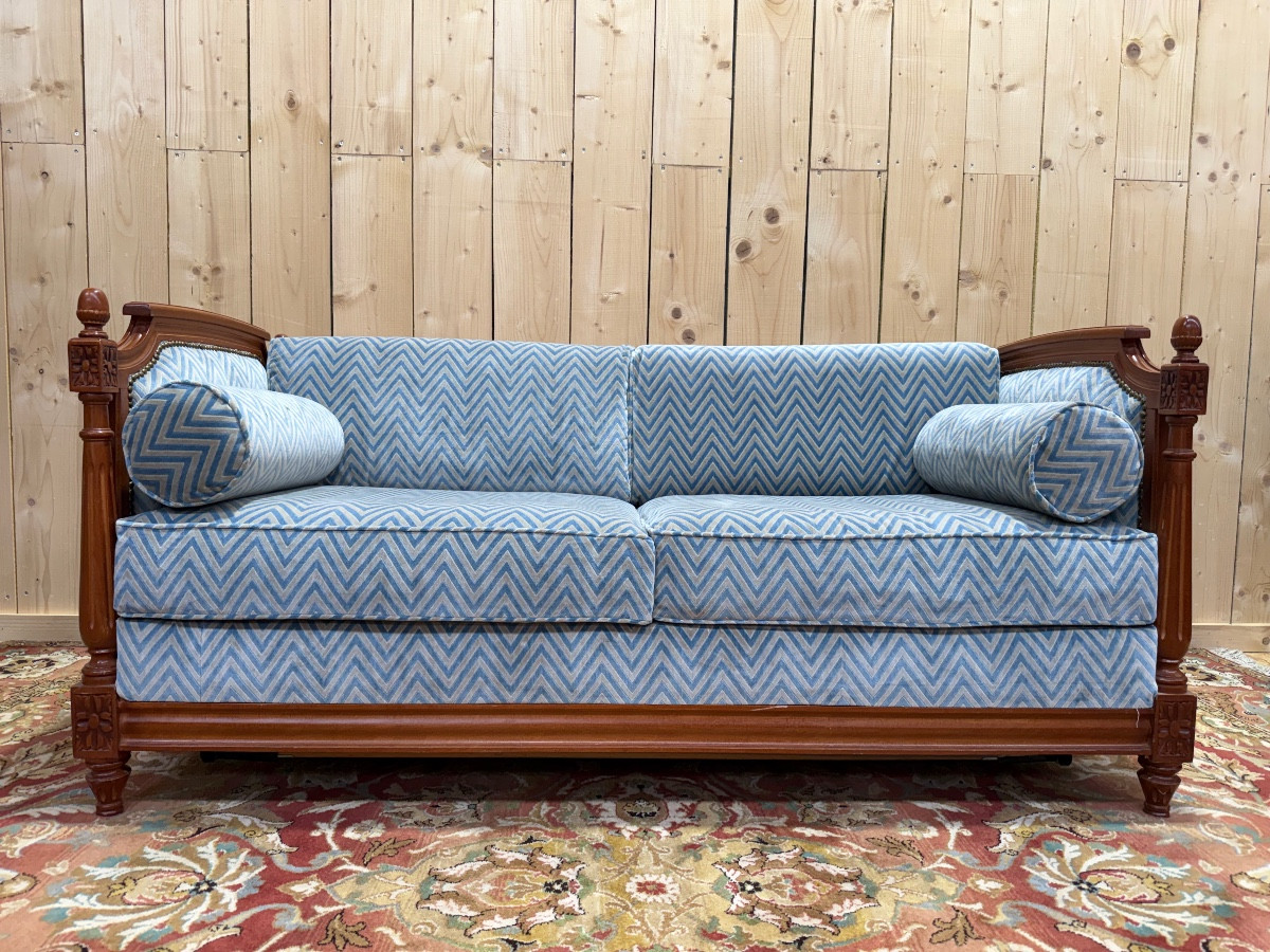 Sofa - Louis XVI Style Velvet Bed