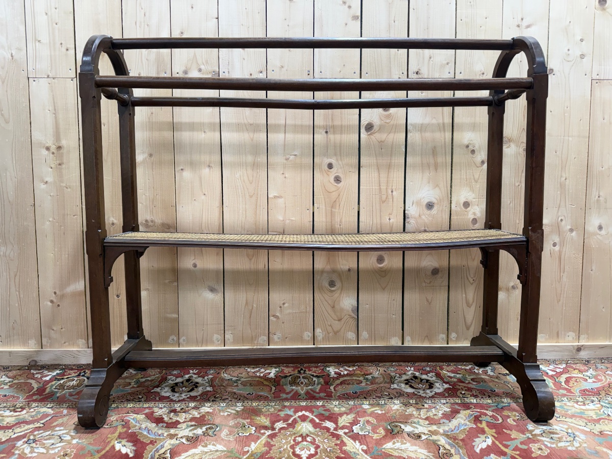 Jette - Napoleon III Walnut And Cane Suit