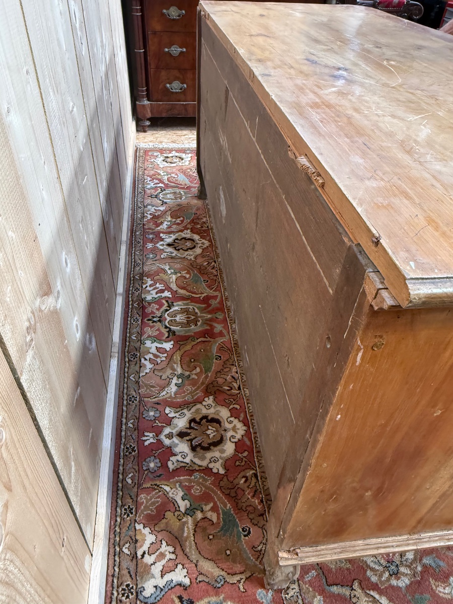 Louis XV Period Pantalonniere Chest Of Drawers-photo-3