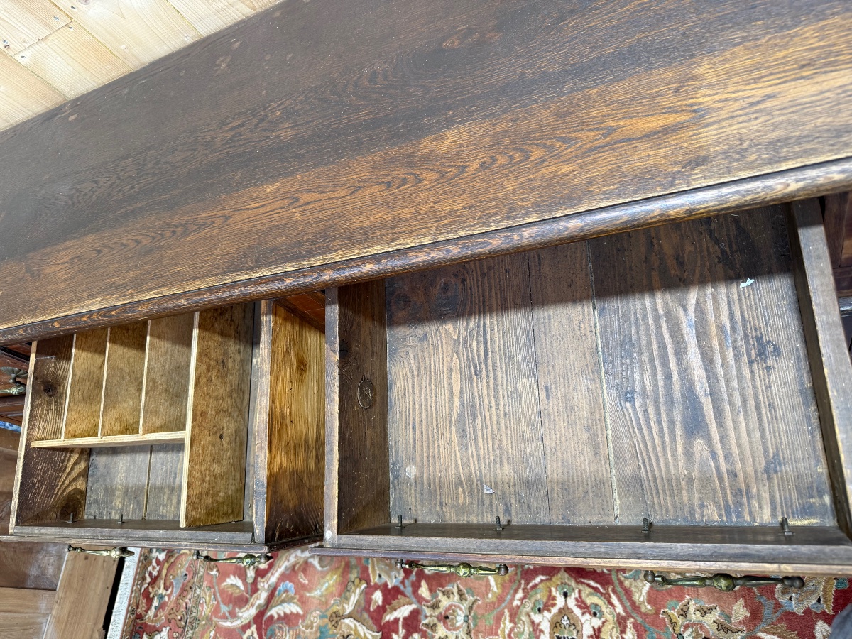 Large Louis XV-style Sideboard In Oak With Marquetry -photo-4