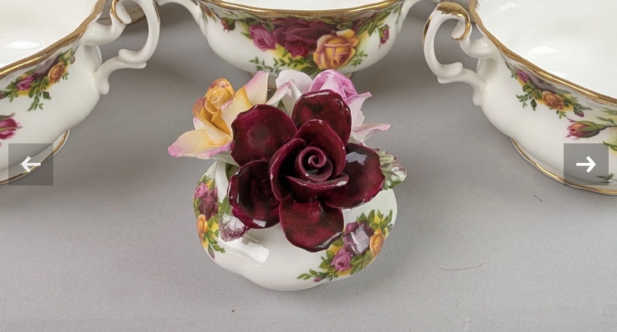 Royal Albert 77-piece Glazed Porcelain Dinner Service -photo-2