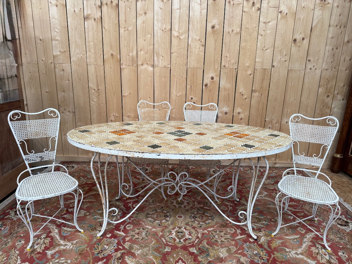 Salon de jardin en fer forgé et faïence Table et 4 chaises 