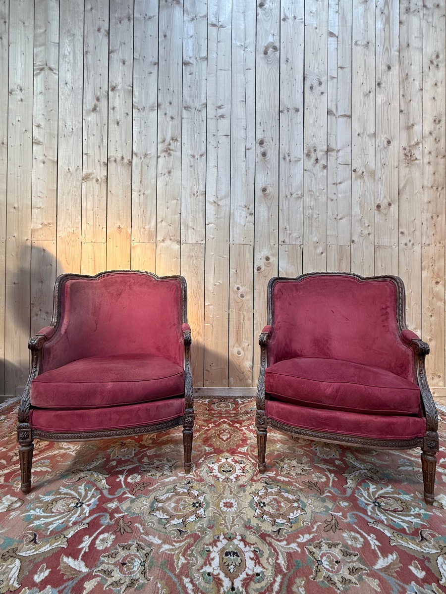 Paire de fauteuils - bergères "Gondoles" de style Louis XVI