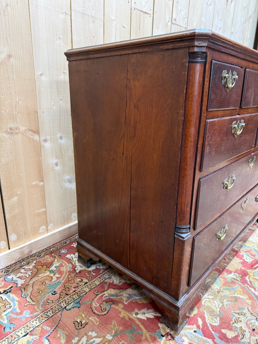  English Chest Of Drawers Made Of Solid Oak-photo-2