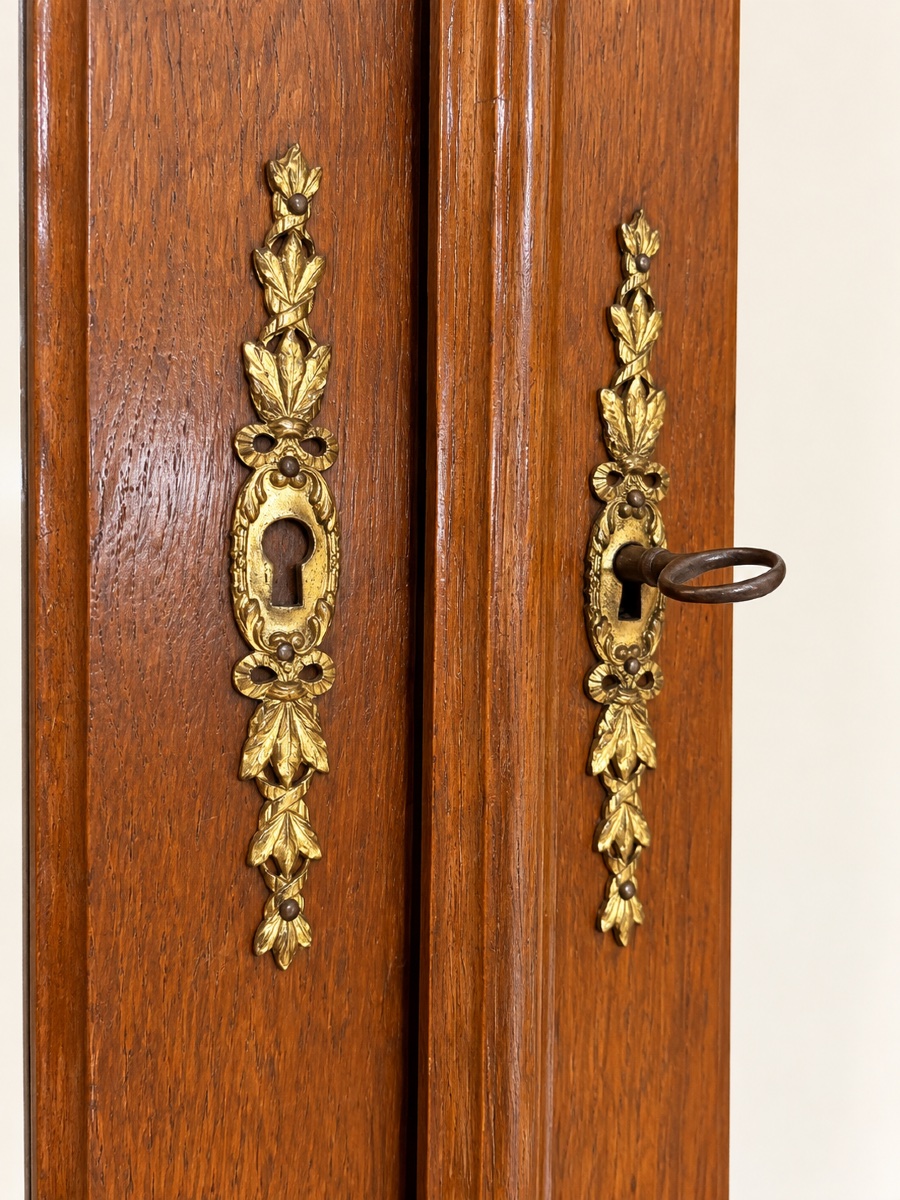 Art Nouveau-style Mirror Cabinet Made Of Solid Oak -photo-4
