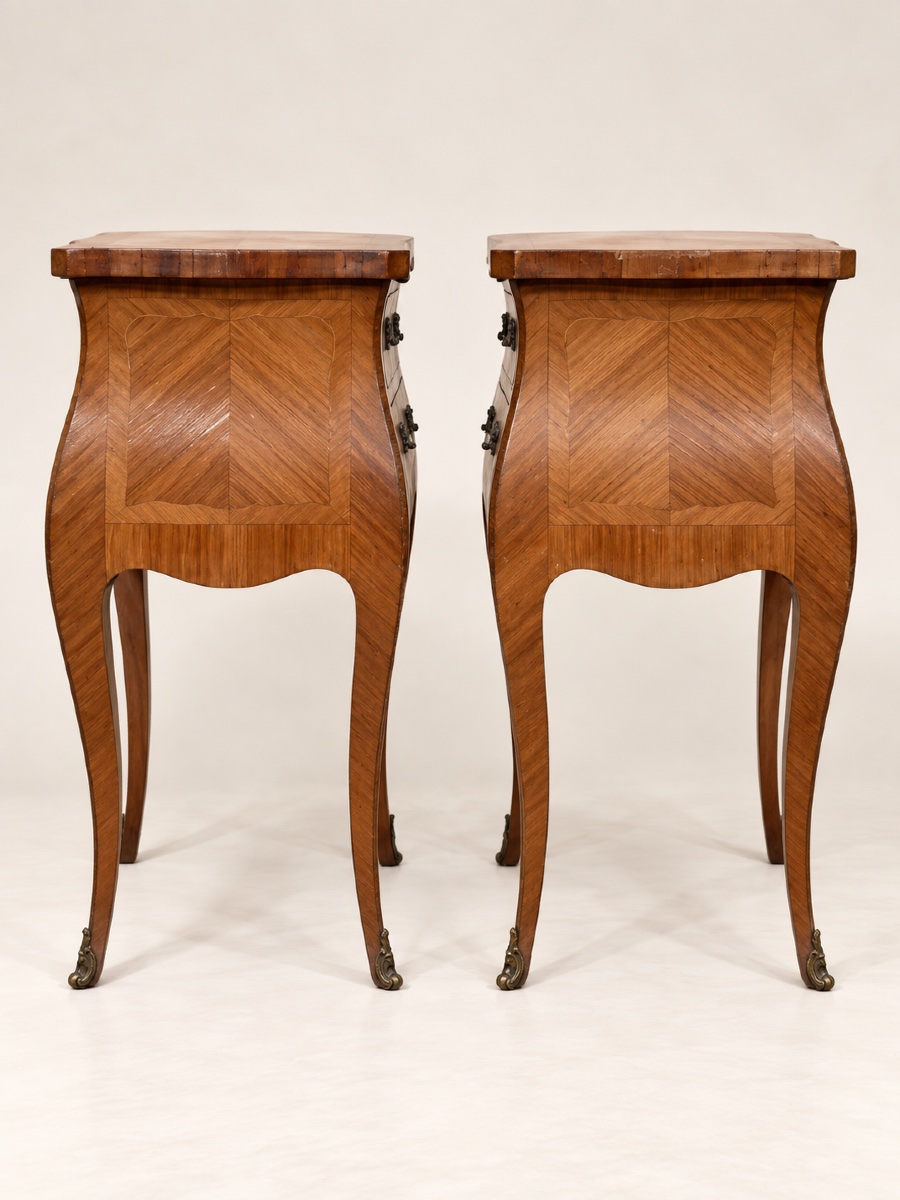 Pair Of Louis XV-style Veneered Nightstands-photo-1