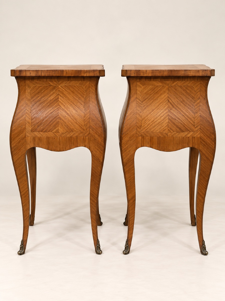 Pair Of Louis XV-style Veneered Nightstands-photo-2