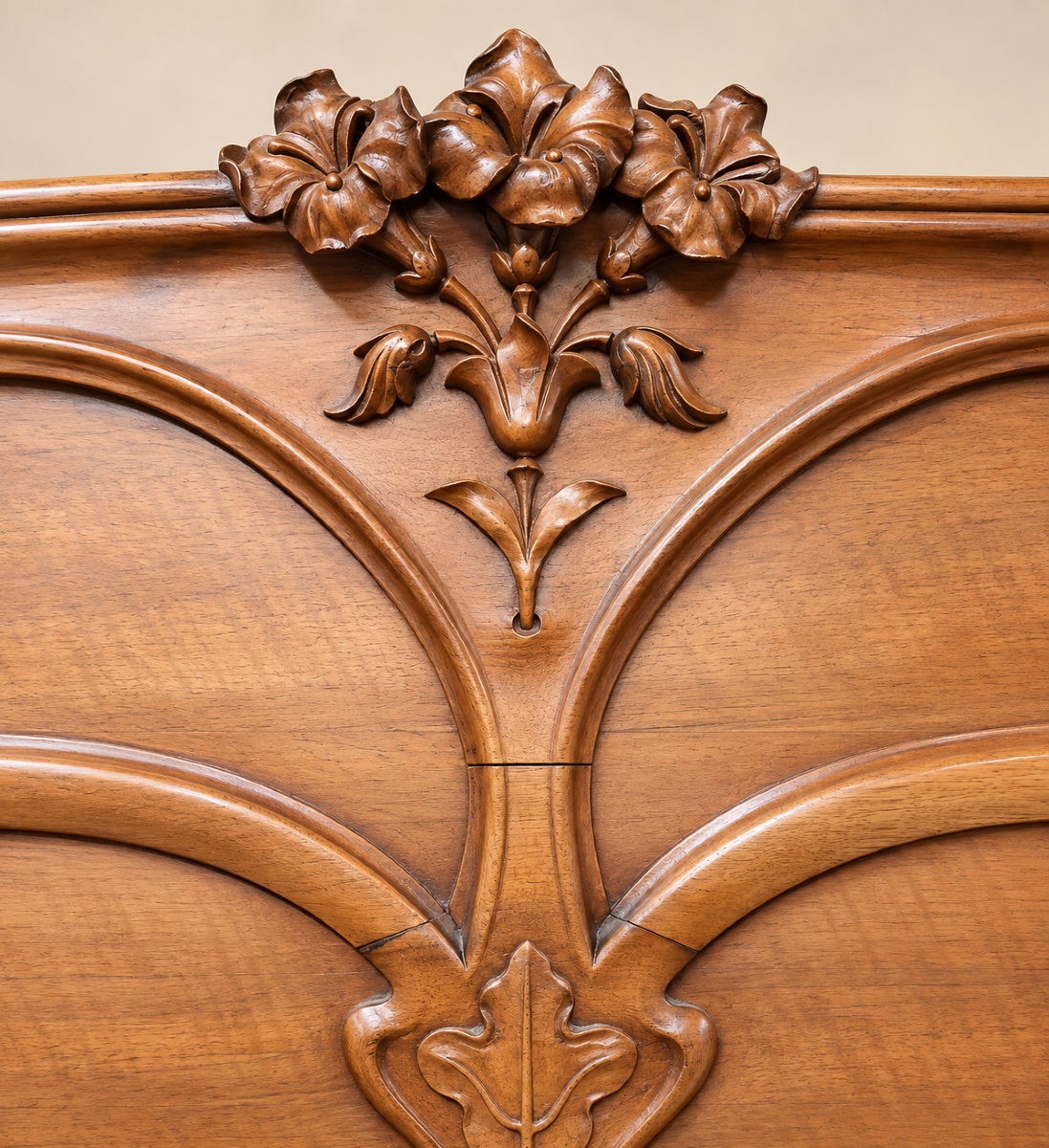 Lit d'époque Art Nouveau en acajou et placage d'acajou -photo-2