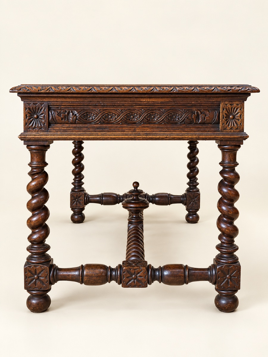 Flat-topped Louis XIII-style Desk Made Of Solid Carved Oak -photo-2