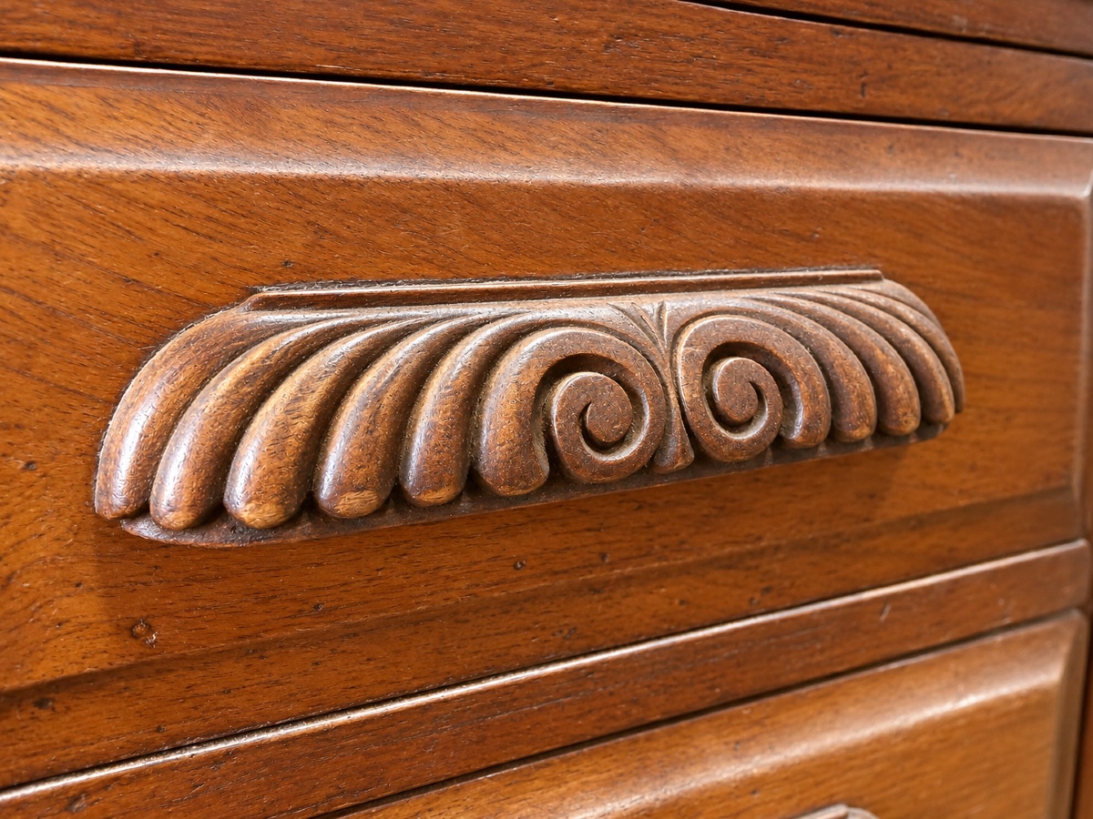 Walnut-wood Cabinet-style Ministerial Desk -photo-4