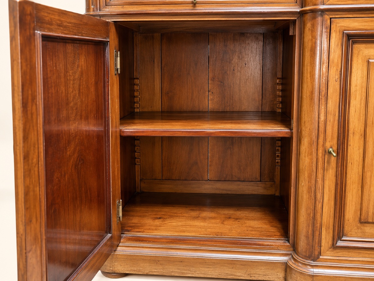 Enfilade à plinthes de style Louis Philippe en acajou -photo-4
