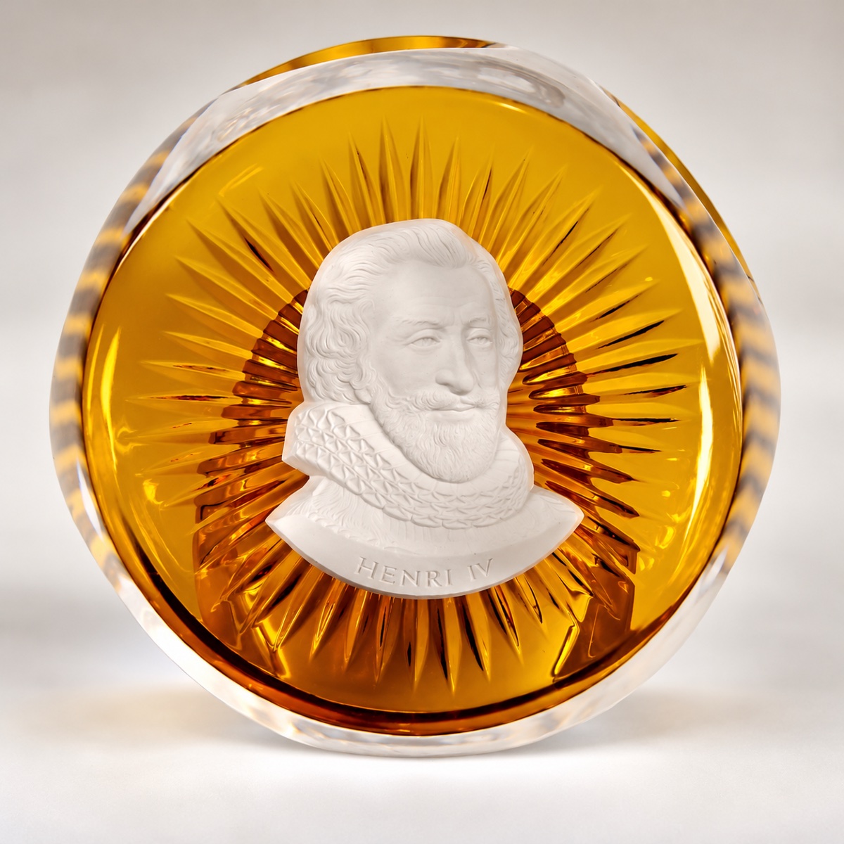 Baccarat Paperweight Featuring Historical Figures -photo-3