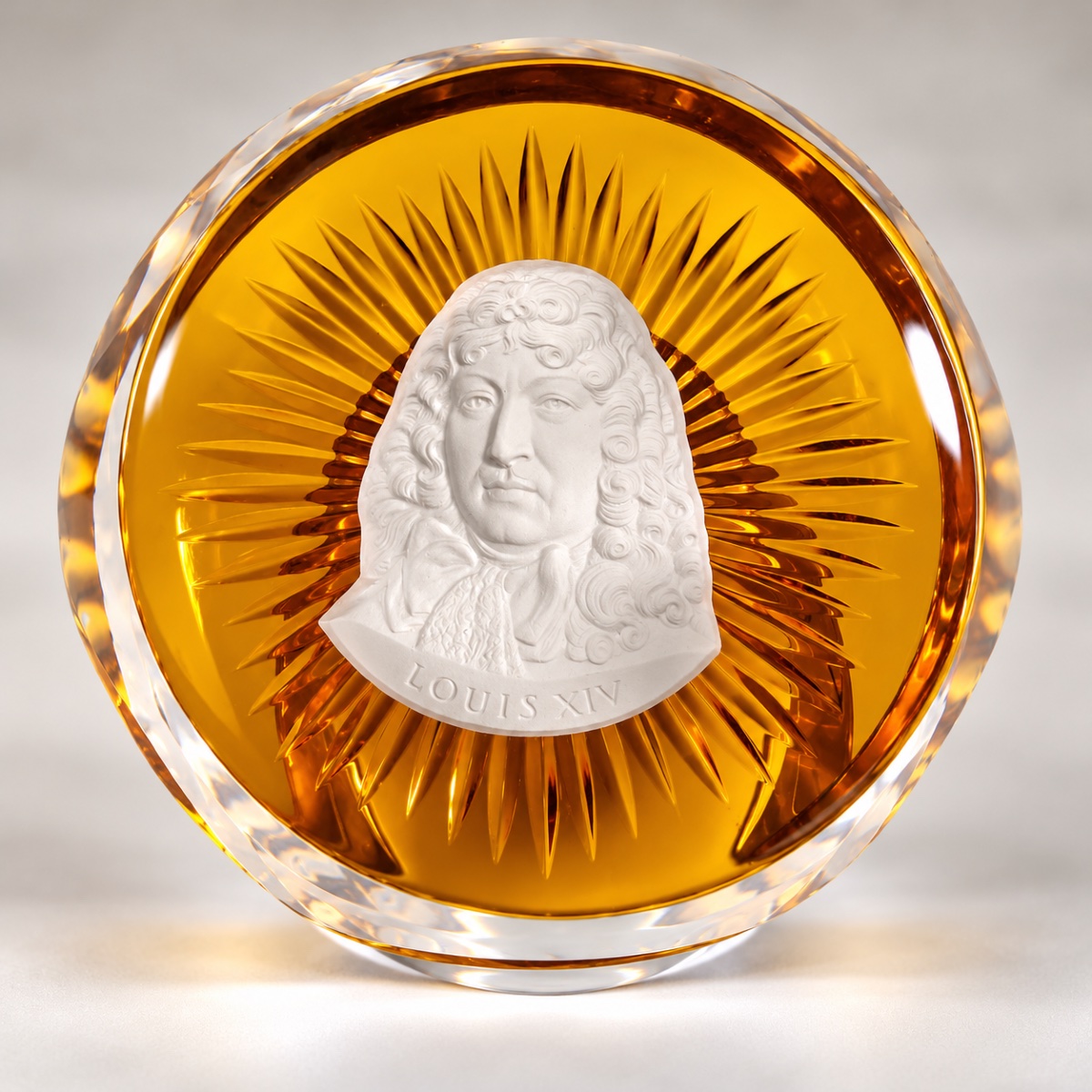 Baccarat Paperweight Featuring Historical Figures -photo-4