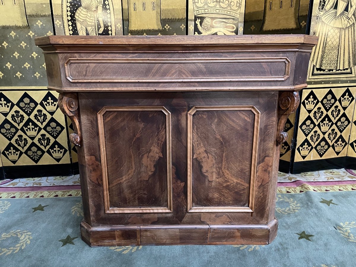 Oak And Walnut Store Counter