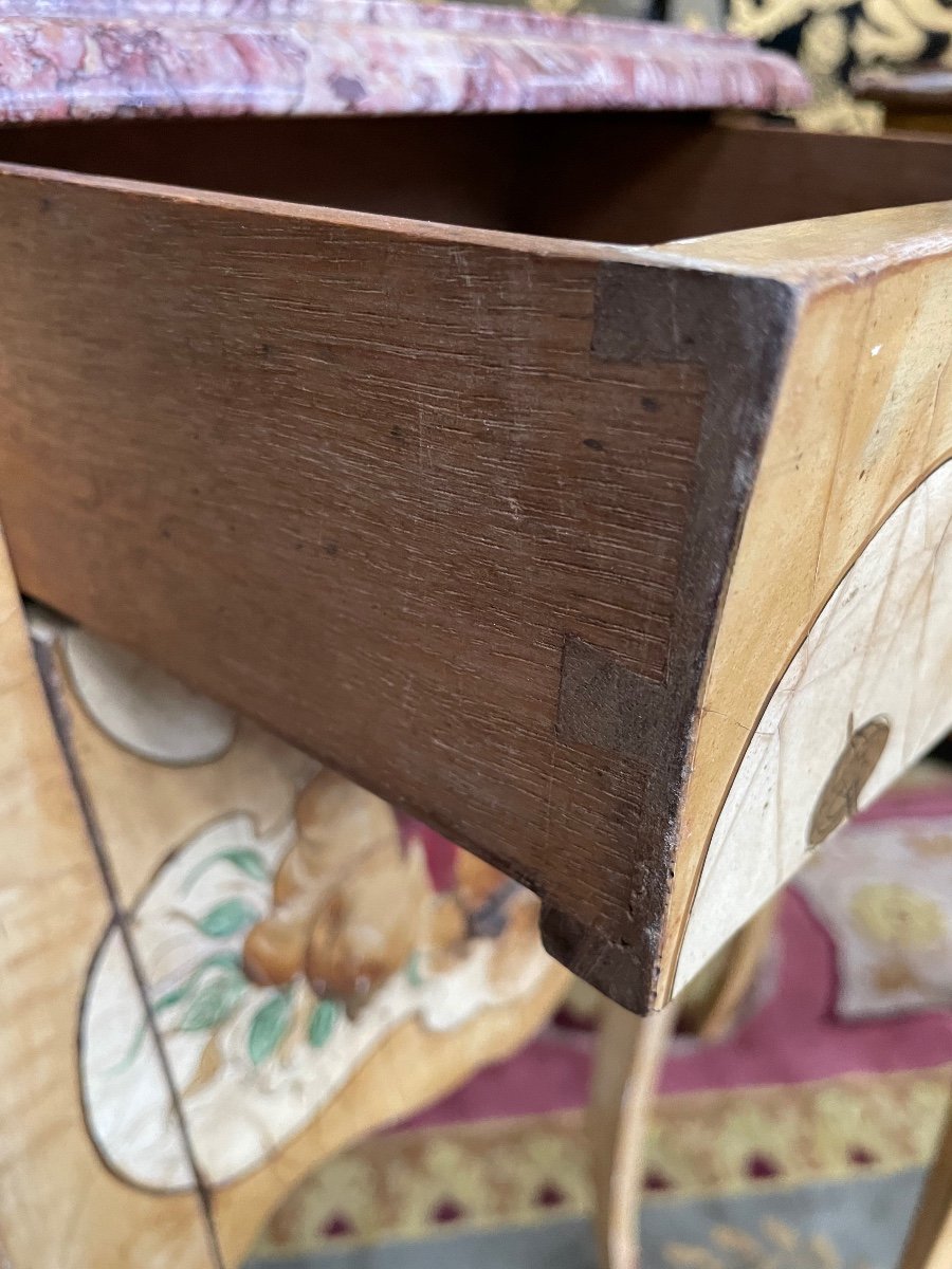 Pair Of Louis XV Orientalist Lacquered Bedside Tables-photo-3