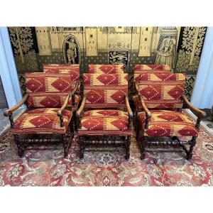 Suite De 6 Fauteuils De Style Louis XIII