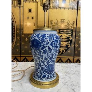 White-blue Chinese Porcelain Lamp Base