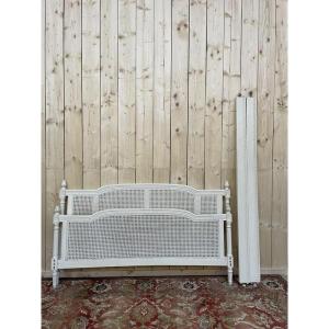 Lit en cannage et peint de style Louis XVI 200/180 cm