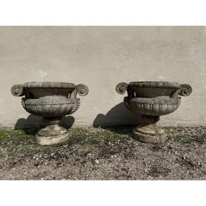 Paire de vasques - jardinières Médicis en pierre 