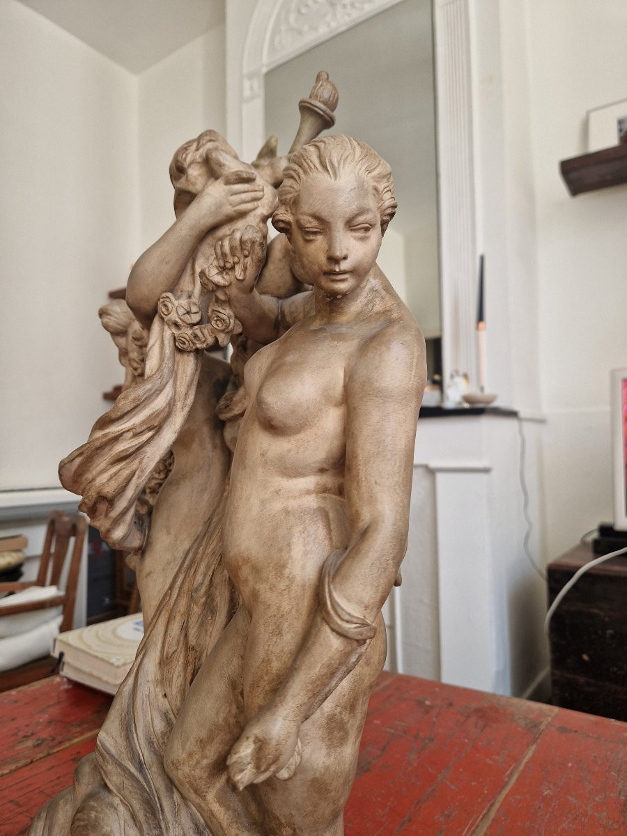 Les 3 Grâces Supportant l'Amour. Terre Cuite d'Après Le Tableau De François Boucher -photo-1