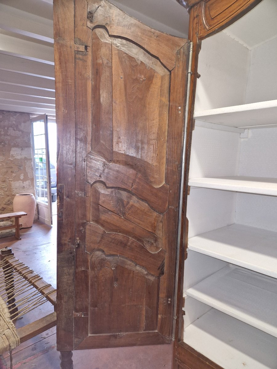 Regional Wardrobe, Late 18th, Early 19th Century -photo-3