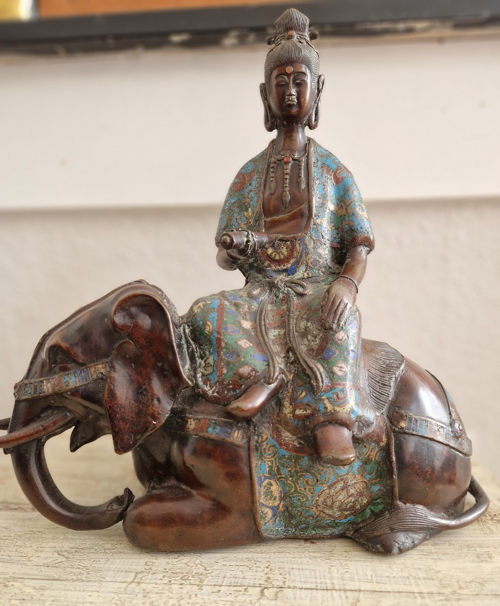 "Guayin" Bronze cloisonné fin 19ème Chine