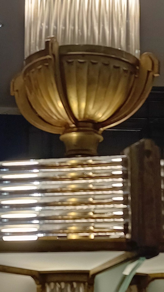 Lustre Henri Petitot en bronze doré et baguettes de verre -photo-1