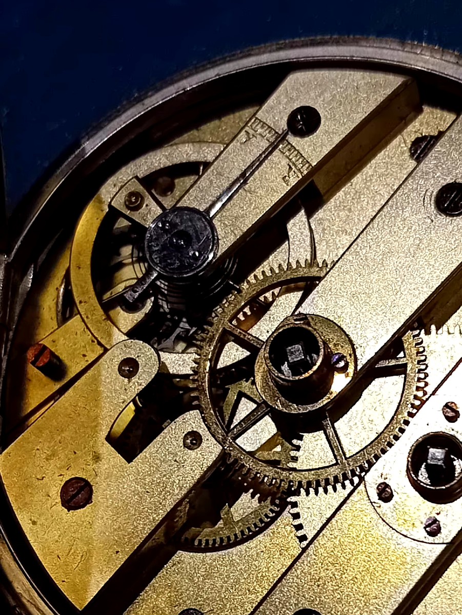 Perrelet horloger montre des chemins de fer de l'Est-photo-2