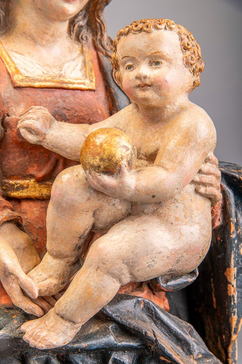 Virgin Mary With Child, 16th Century.-photo-2