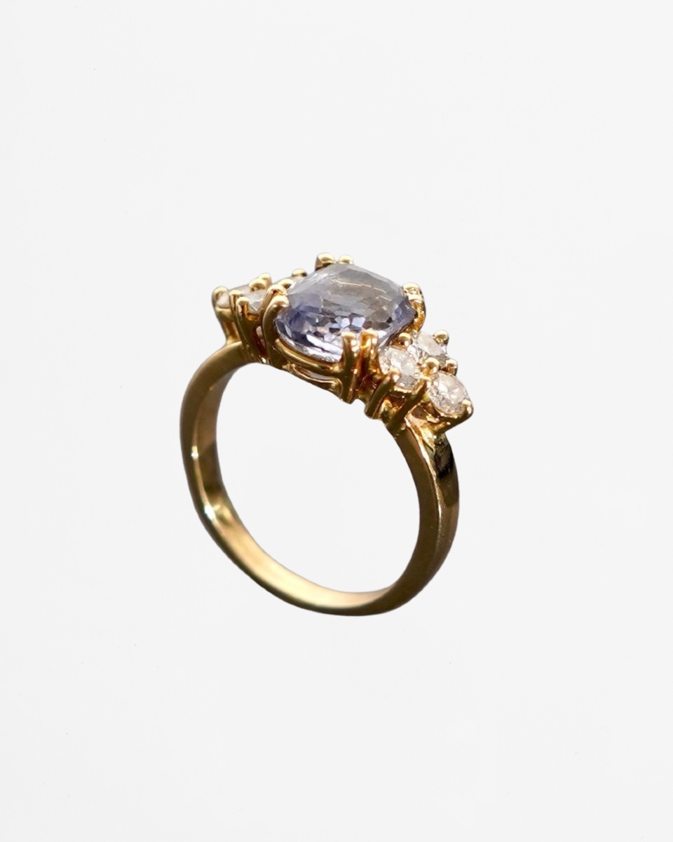 Ring In Yellow Gold, Sapphire And Diamonds-photo-3