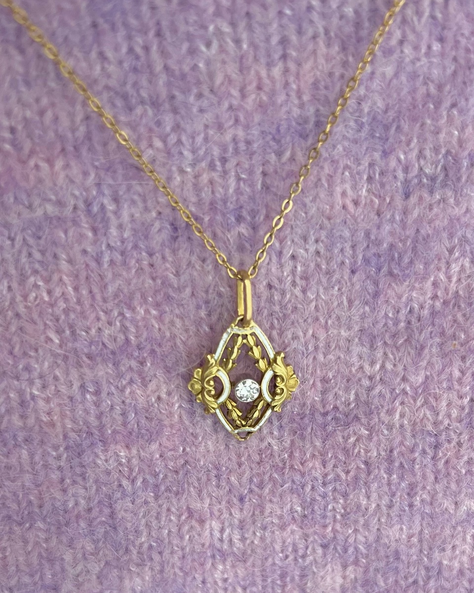 Pendentif Art déco en or jaune, émail et diamant-photo-3