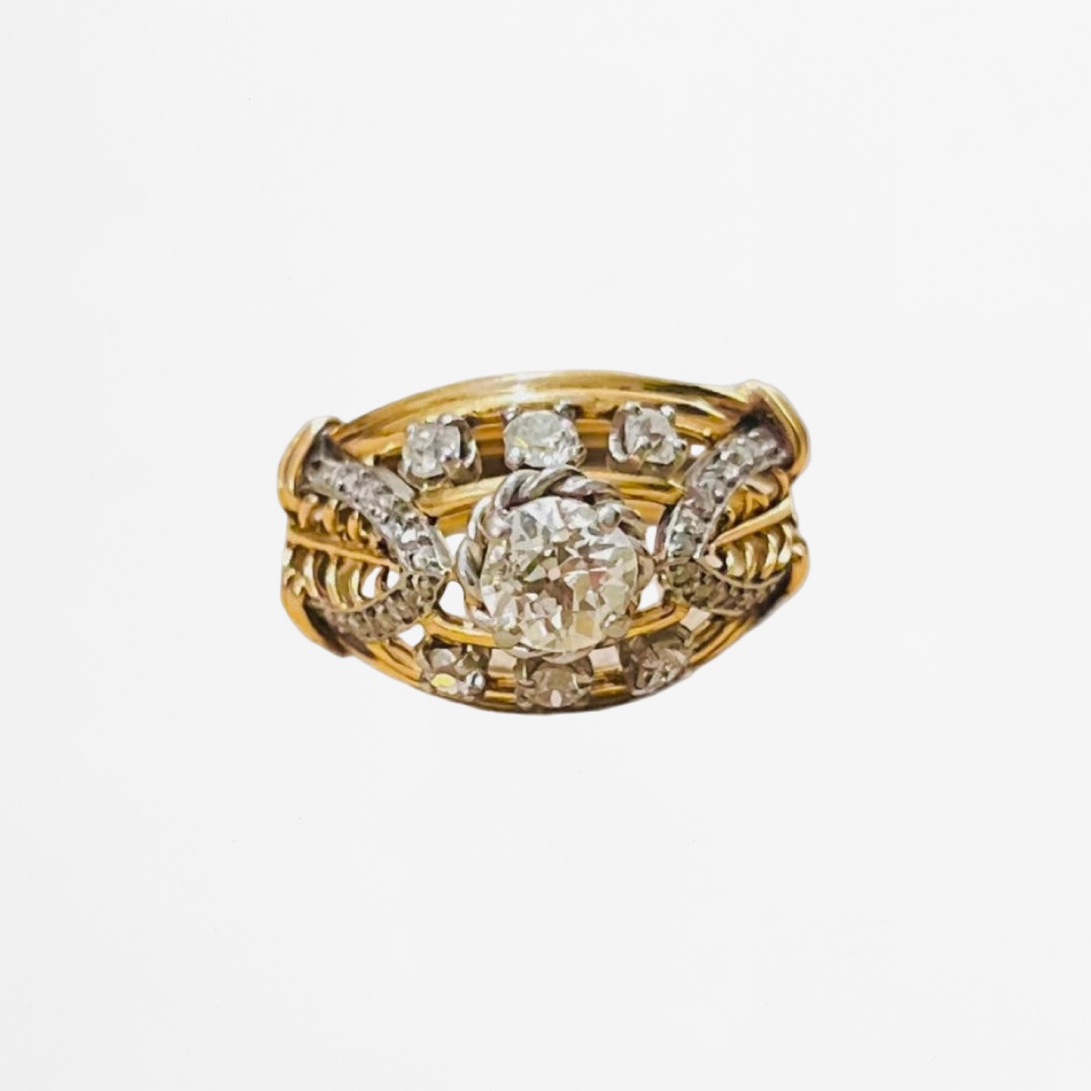 Bague Dôme en or rose et diamants