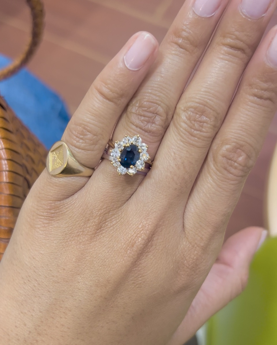 Bague Marguerite en or jaune, saphir et diamants-photo-2