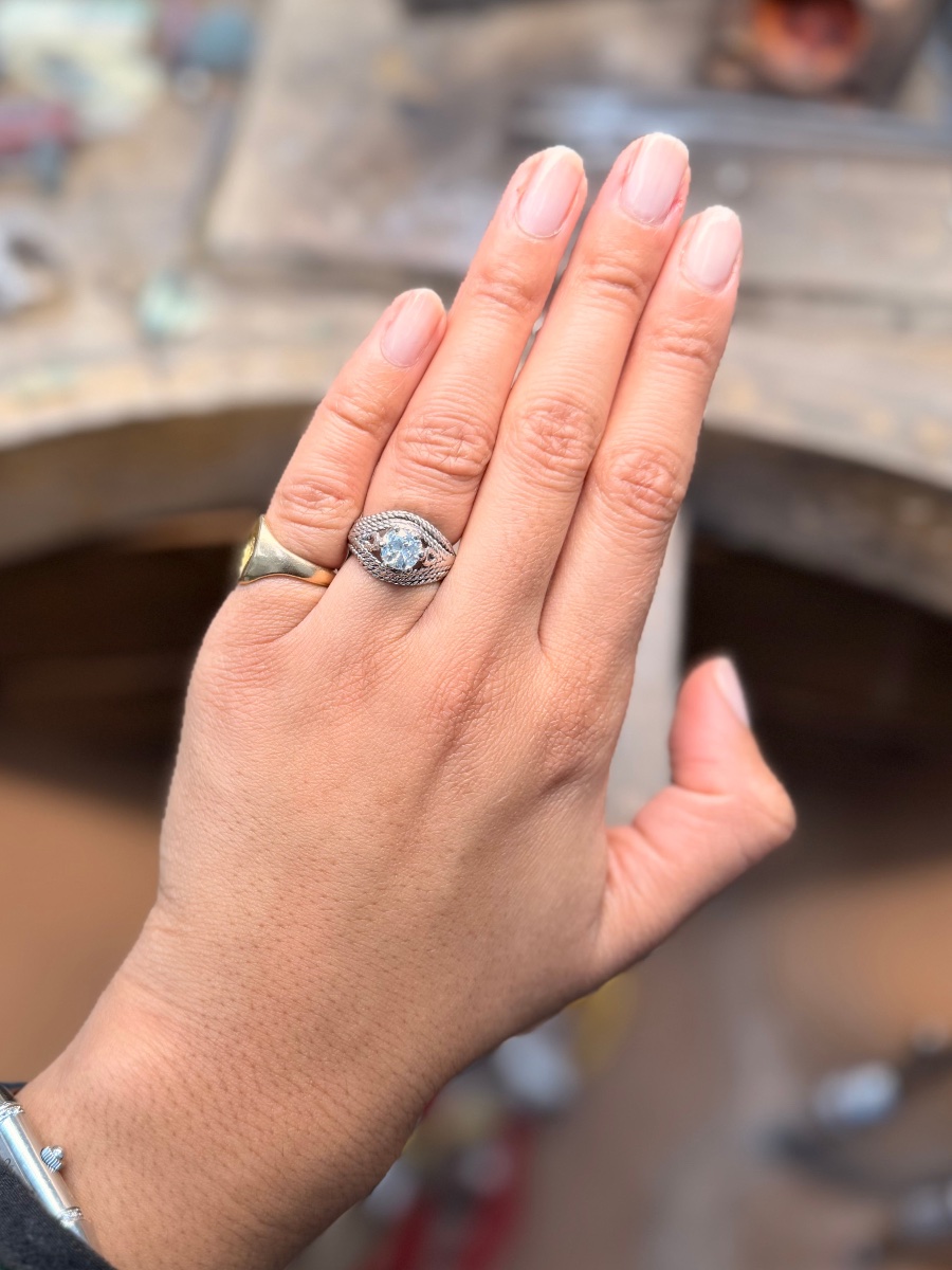 Bague Dôme en or blanc et diamant-photo-2