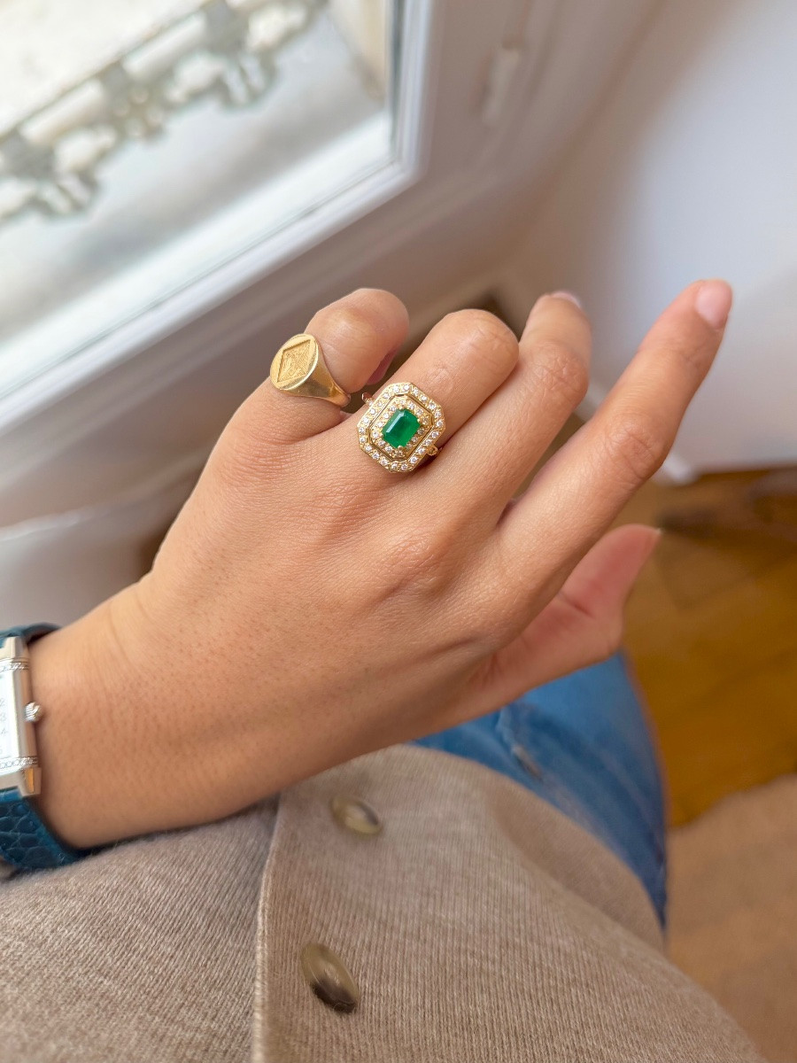 Bague en or jaune, émeraude et diamants-photo-3