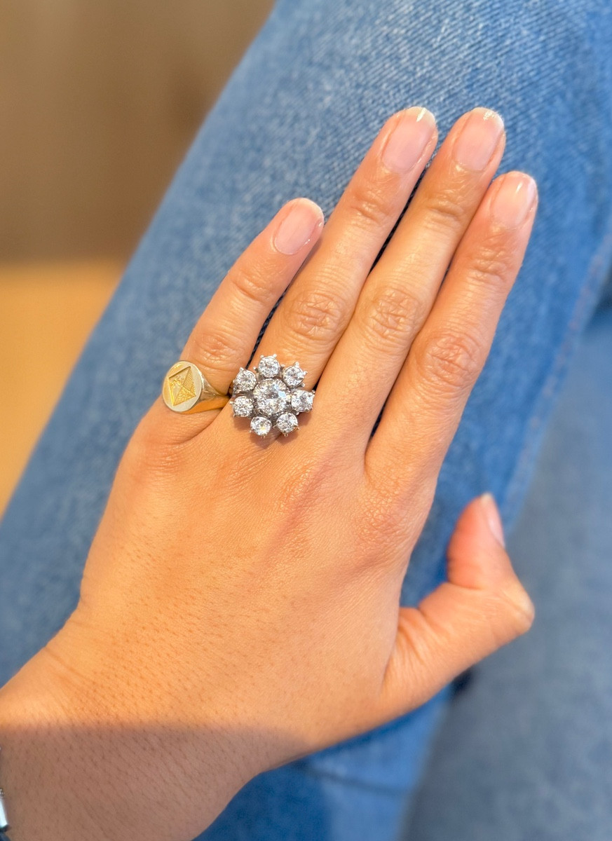Bague Marguerite en platine, et diamants 2,75 carats.-photo-1