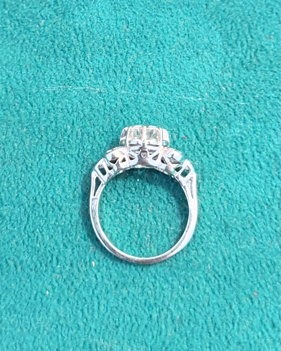 Bague solitaire en platine et diamants -photo-4