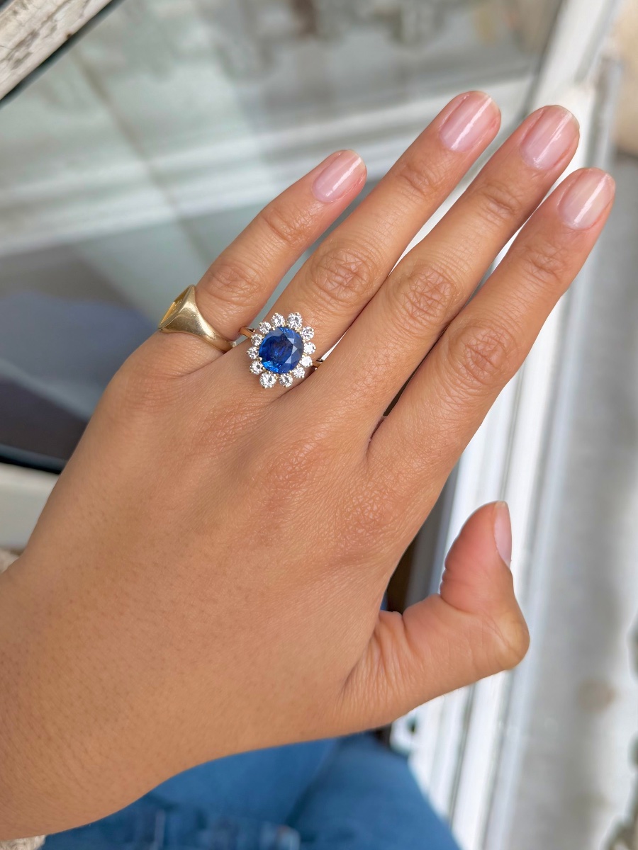  Daisy Ring In Yellow Gold, Sapphire And Diamonds-photo-2