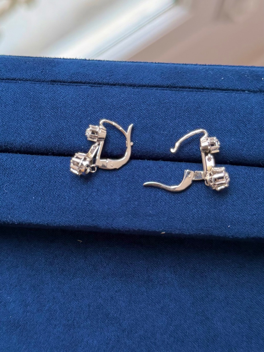 Dormeuses en or blanc et diamants-photo-2