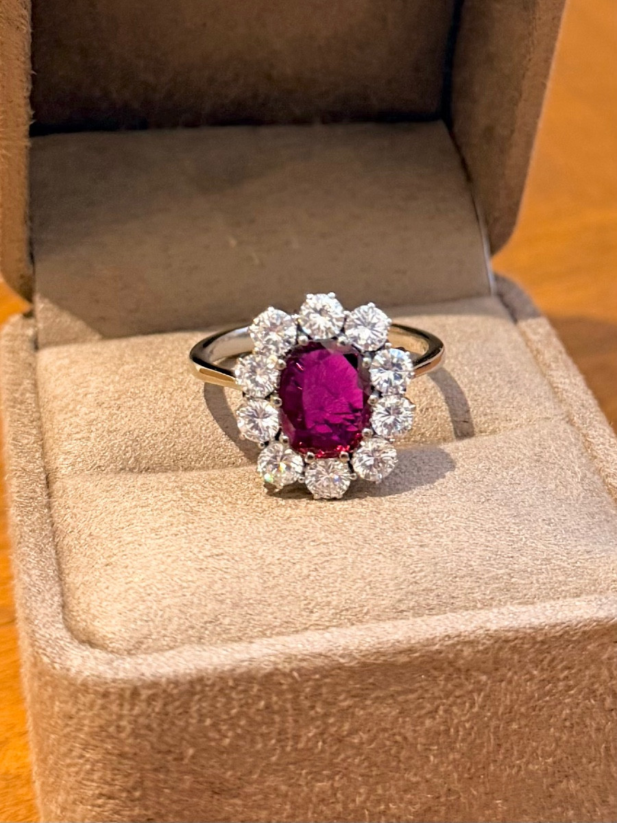 Bague Marguerite en or blanc saphir et diamants