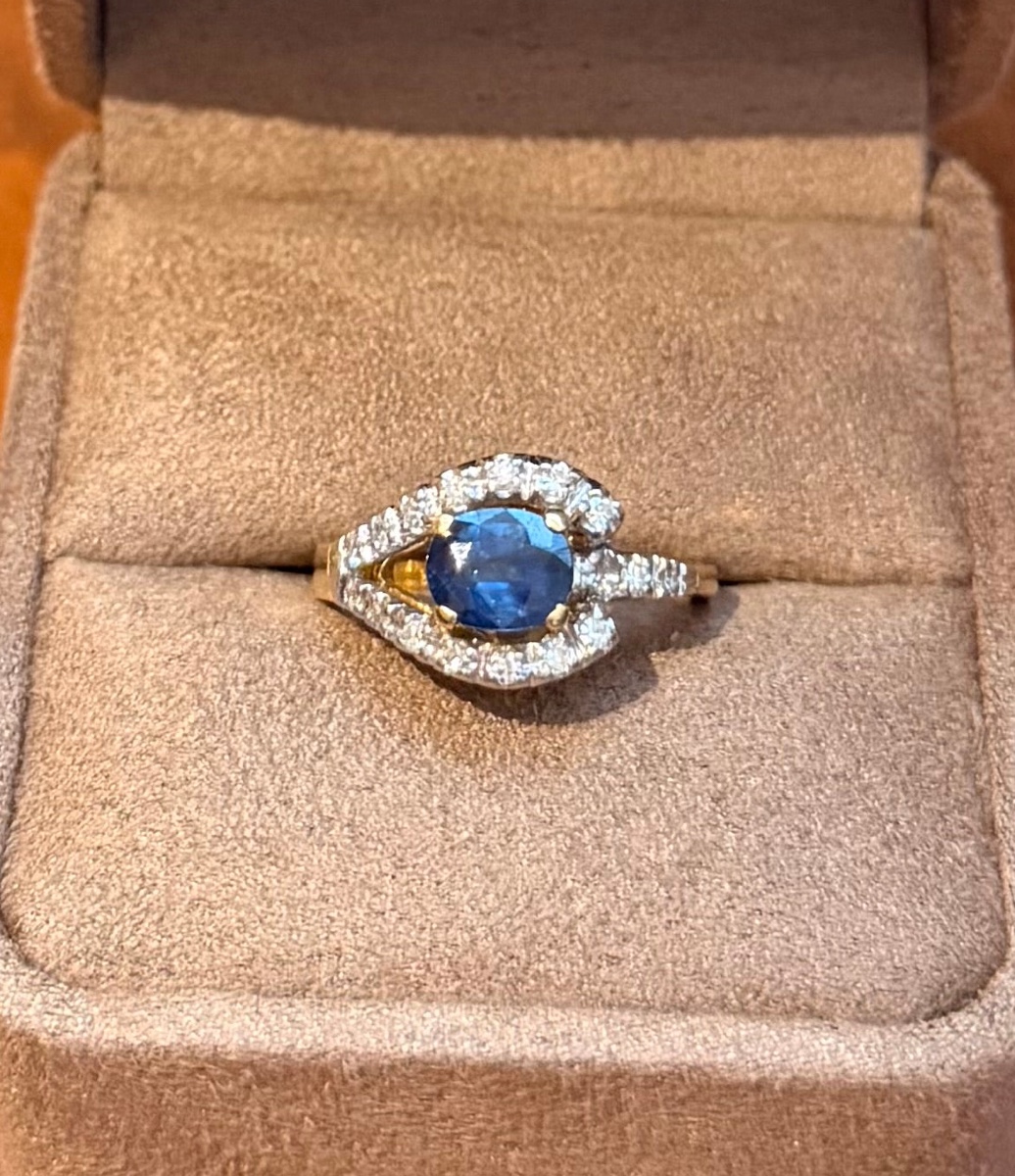 Bague Goutte en or jaune, saphir et diamants