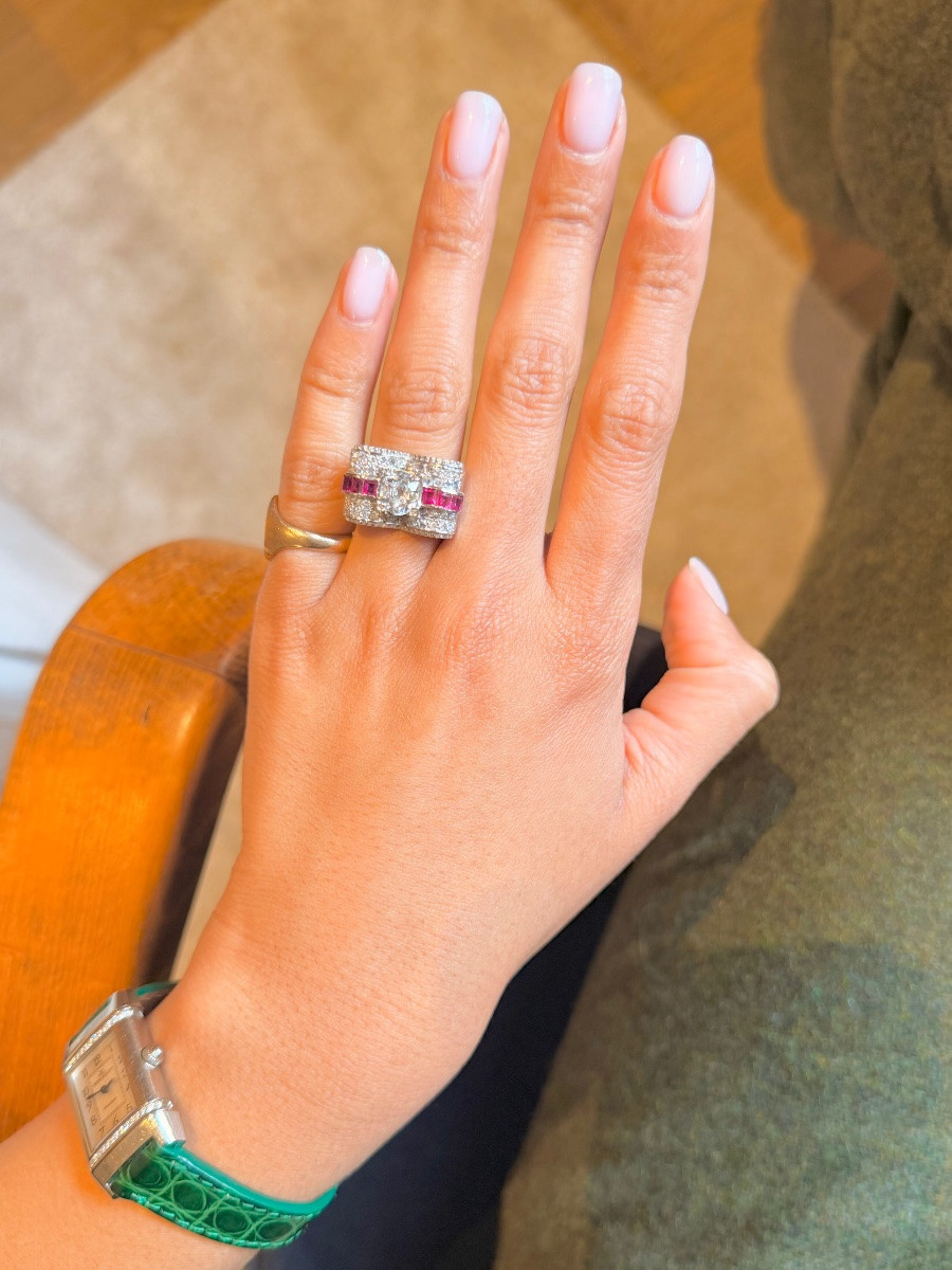 Tank Ring In White Gold With Rubies And Diamonds-photo-2